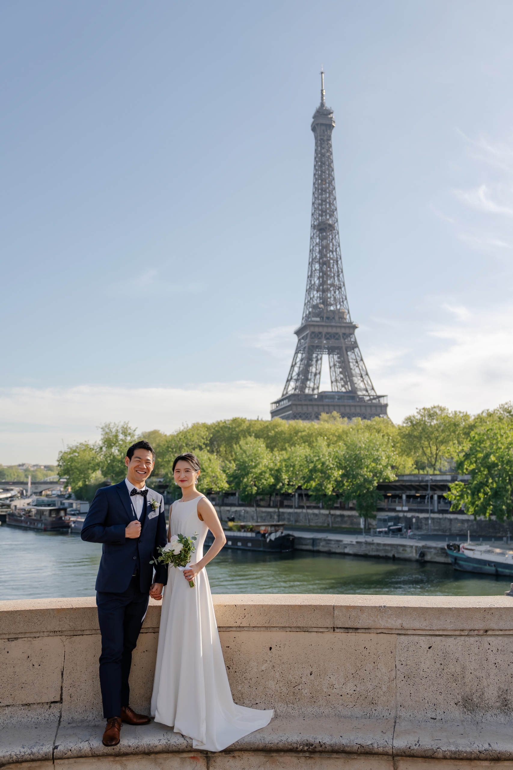 Elopement at the Bir Hakeim bridge by Alex