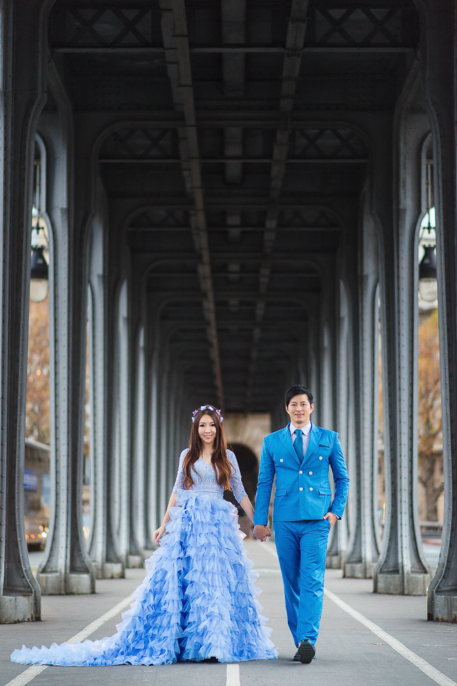 Bir Hakeim bridge beautiful structure for romantic photos