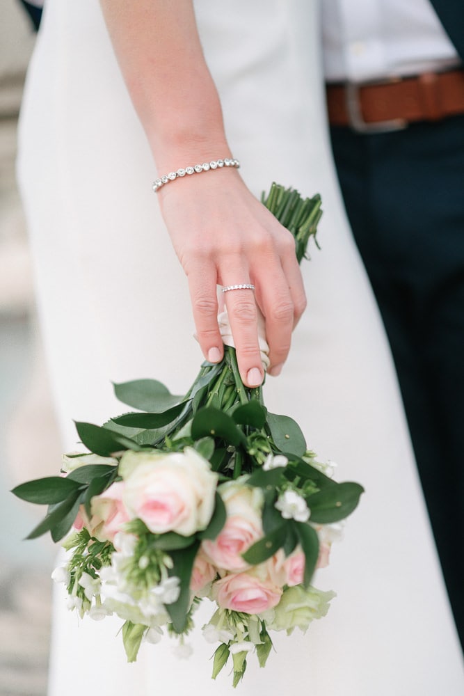 cost of eloping in paris includes the price of wedding bouquet