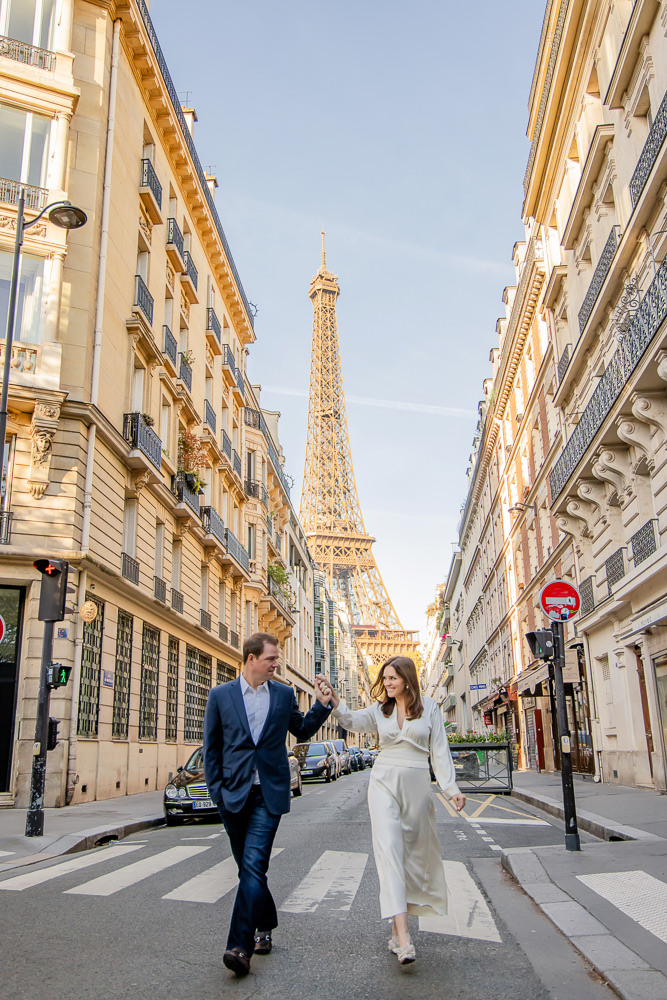 Couple-photoshoot-Eiffel-Tower-view-with-Daniel5