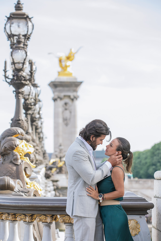 Couple-photoshoot-with-Daniel-at-the-Louvre3