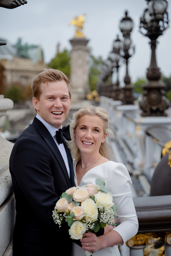 couple portrait elopement photo sessin with Pierre Paris Photographer
