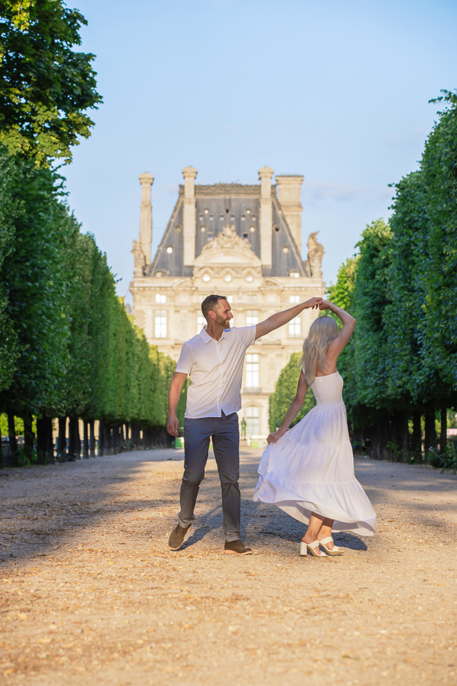 Elegant-outfit-family-photoshoot-with-The-Paris-Photographer-Daniel-7