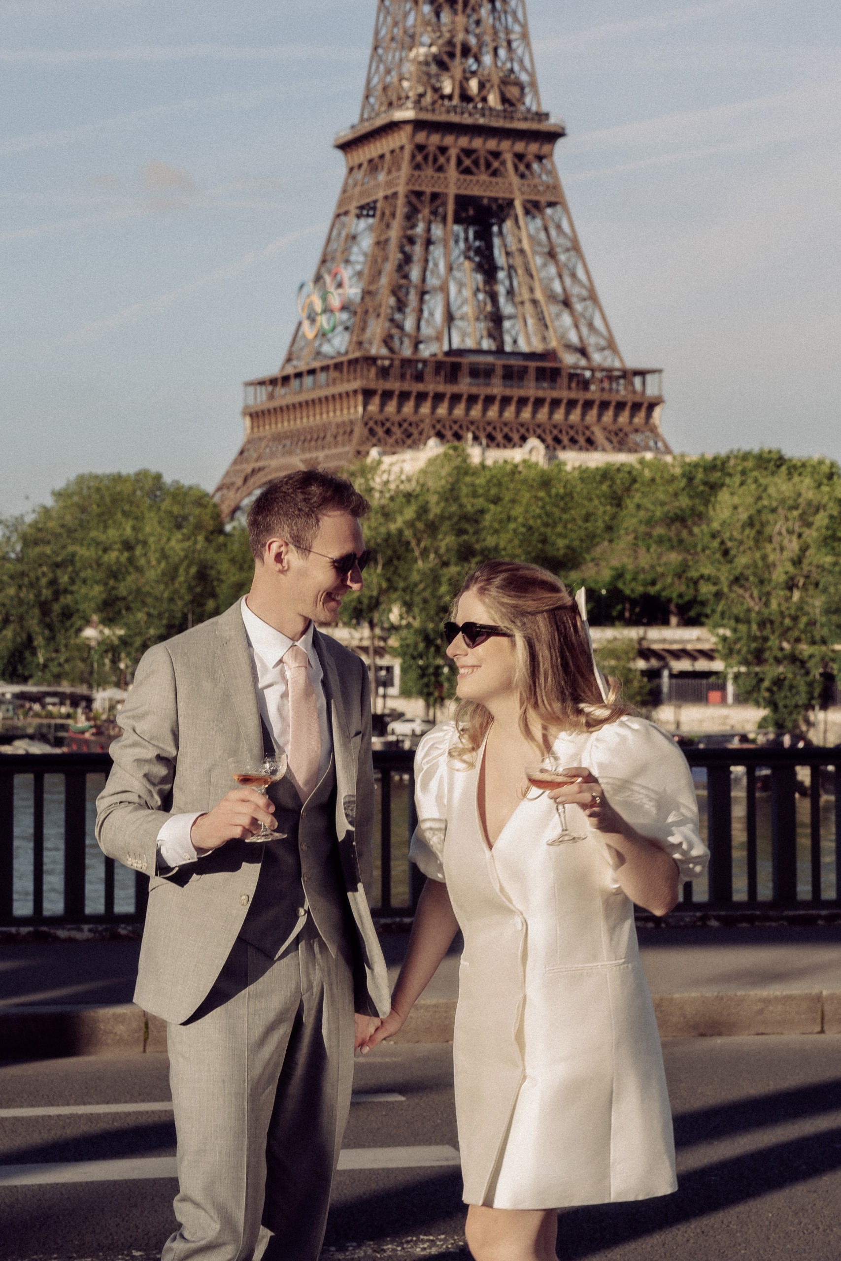 Elopement-at-Bir-Hakeim-with-The-Paris-Photographer-Anna5