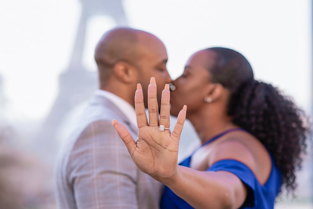 Engagement photos in front of the Eiffel Tower