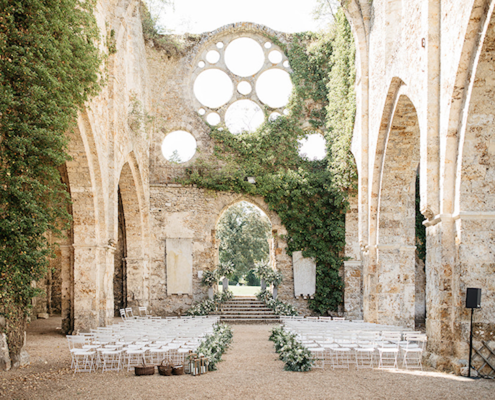 Fête in France Wedding Decor