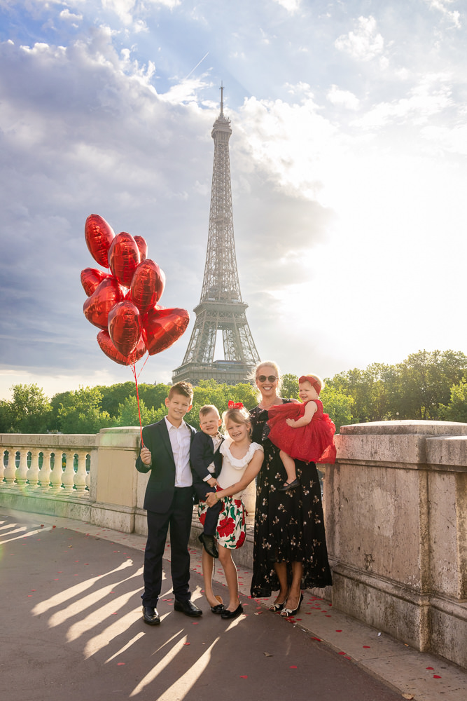 Family-photoshoot-at-Bir-Hakeim-with-Daniel-3