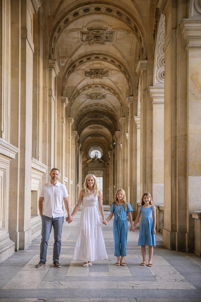 Family-photoshoot-with-family-photographer-Daniel-5