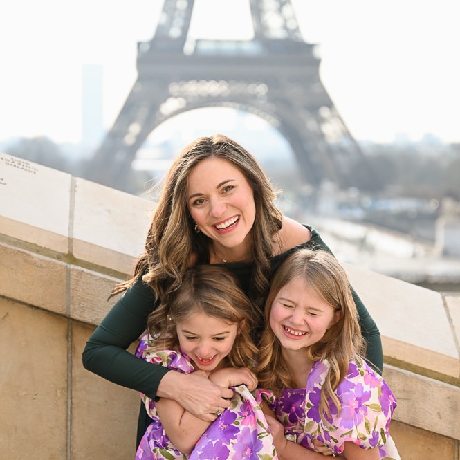 Irene - best mother and daughter family photographer in Paris