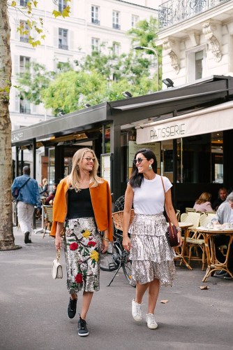 Lifestyle photos in the streets of Paris