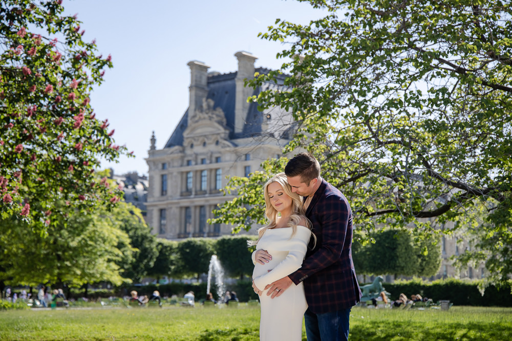 Maternity-photoshoot-Tuileries-Garden-with-Daniel-6