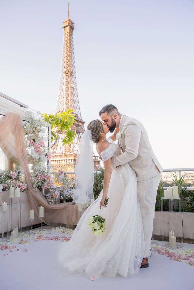 Elopement day couple kiss by Lena