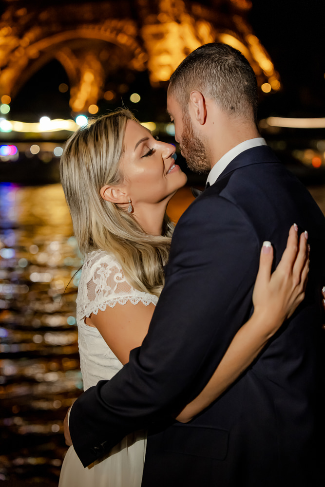 Night photos in Paris by Paris photographer Alex 33