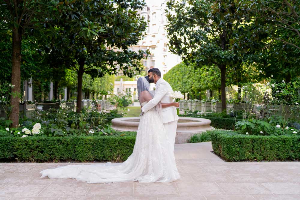 The Best Paris elopement locations in Every season: Palais Royal