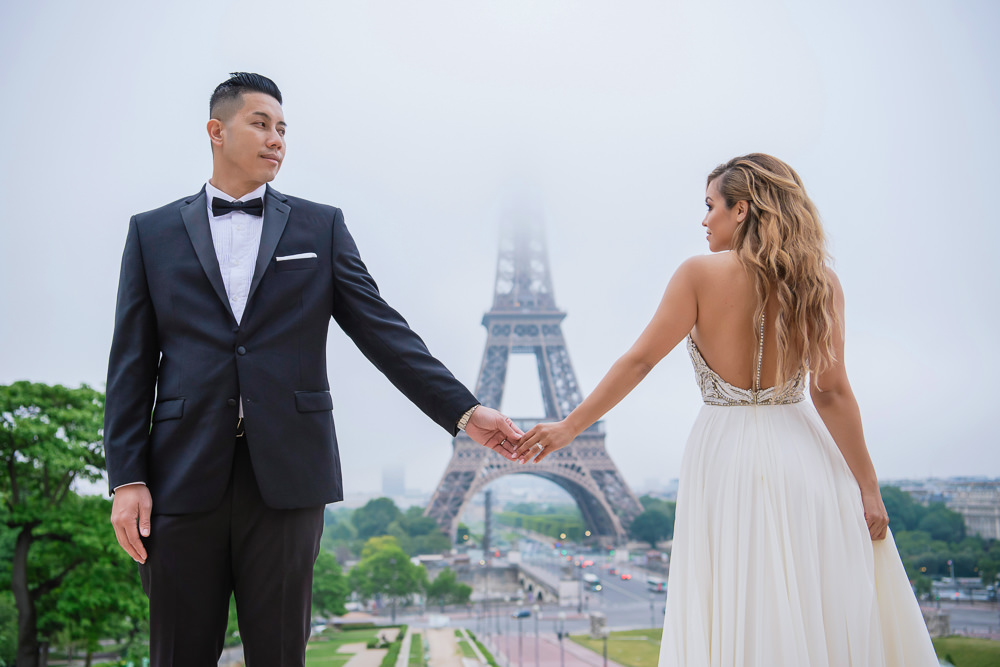 Paris elopement captured by The Paris Photographer at the Eiffel Tower