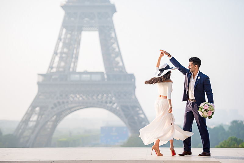 Perfect twirl at the Eiffel Tower