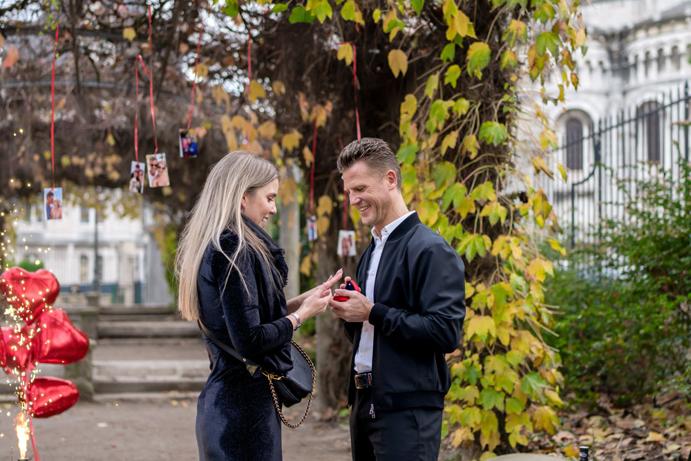 Paris proposal in Montmartre