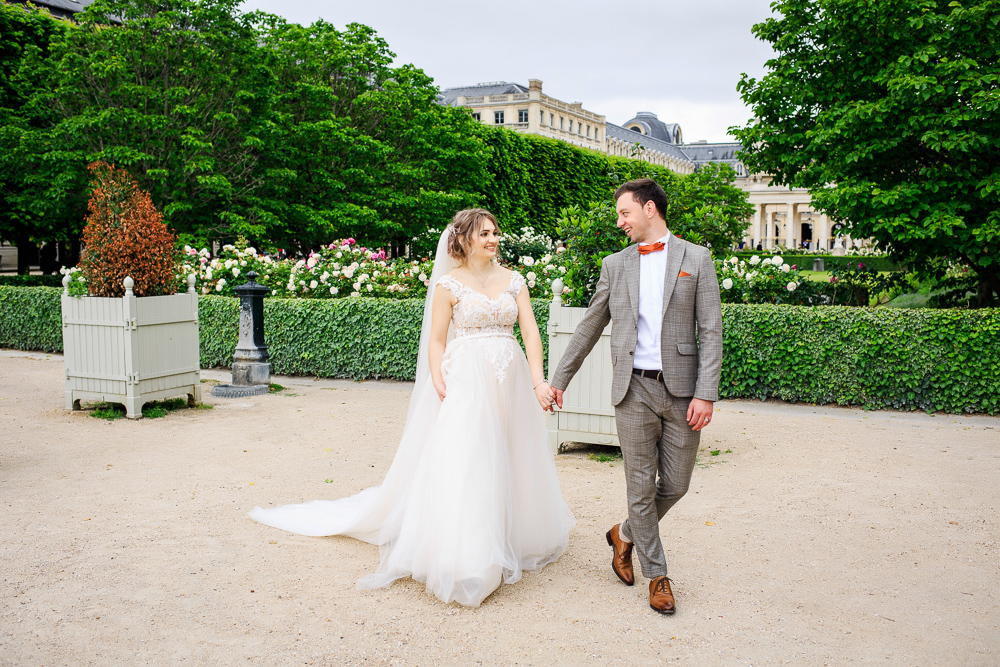 Paris wedding photos by photographer Alex 27