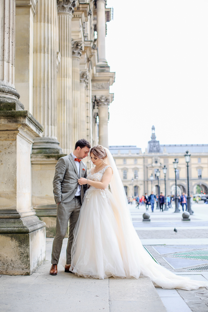 Paris wedding photos by photographer Alex 30