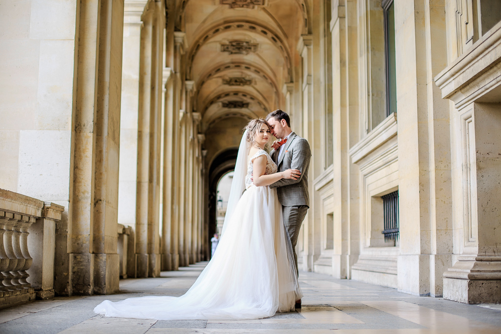 Paris wedding photos by photographer Alex 35
