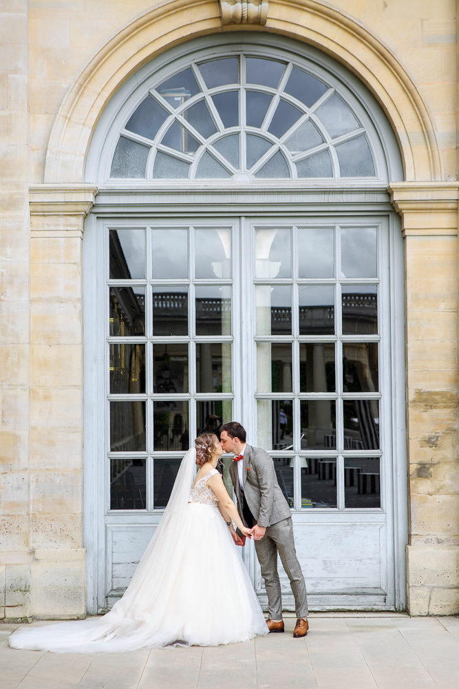 Paris wedding photos by photographer Alex 68