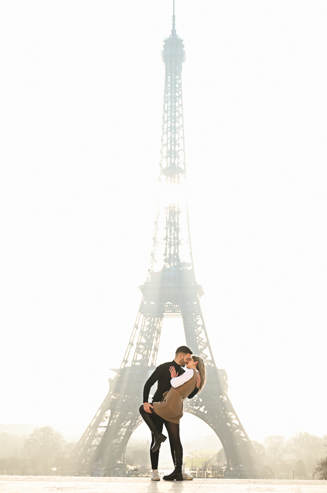 Romantic engagement photographer Irene - The Paris Photographer