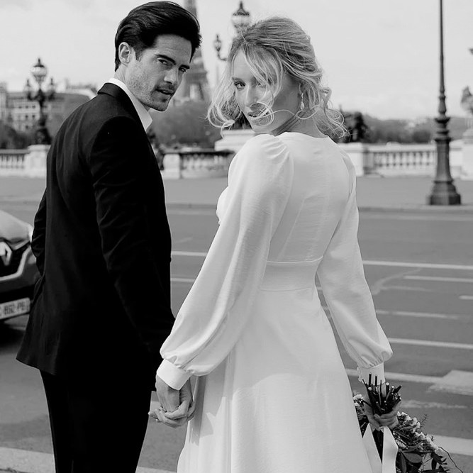 Stylish wedding photo in Paris by Olga - The Paris Photographer