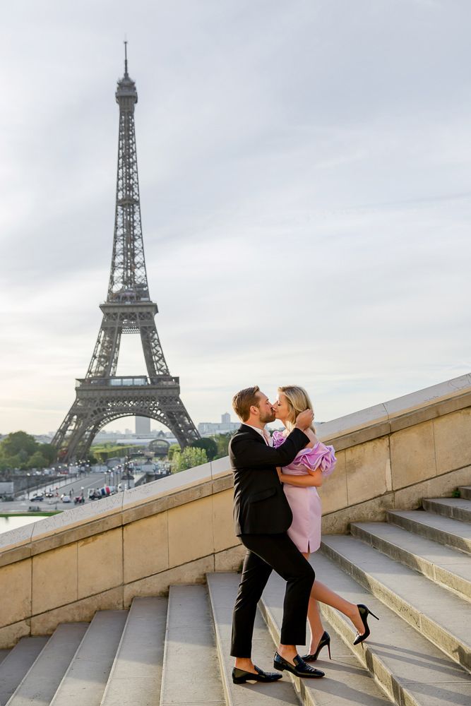 Surprise-proposal-by-the-Eiffel-Tower-with-Alex-99
