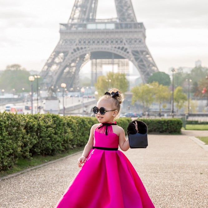 The most beautiful family photos in Paris captured by professional photographer Daniel