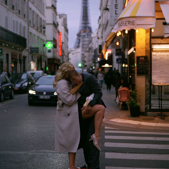 Vintage couple photos in Paris by Olga